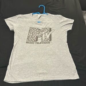 MTv women’s Tshirt size large, runs small. Worn once.